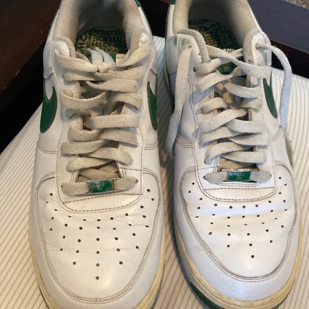 Nike Sneakers Green